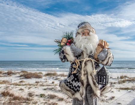 It's the Perfect Time to Book Your Holiday at the Beach! Santa on Beach