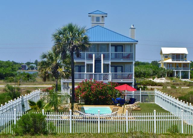 When Pigs Fly is one of our Gulf Shores beach house rentals with a pool.